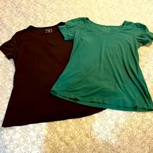 Old Navy Maternity Tees